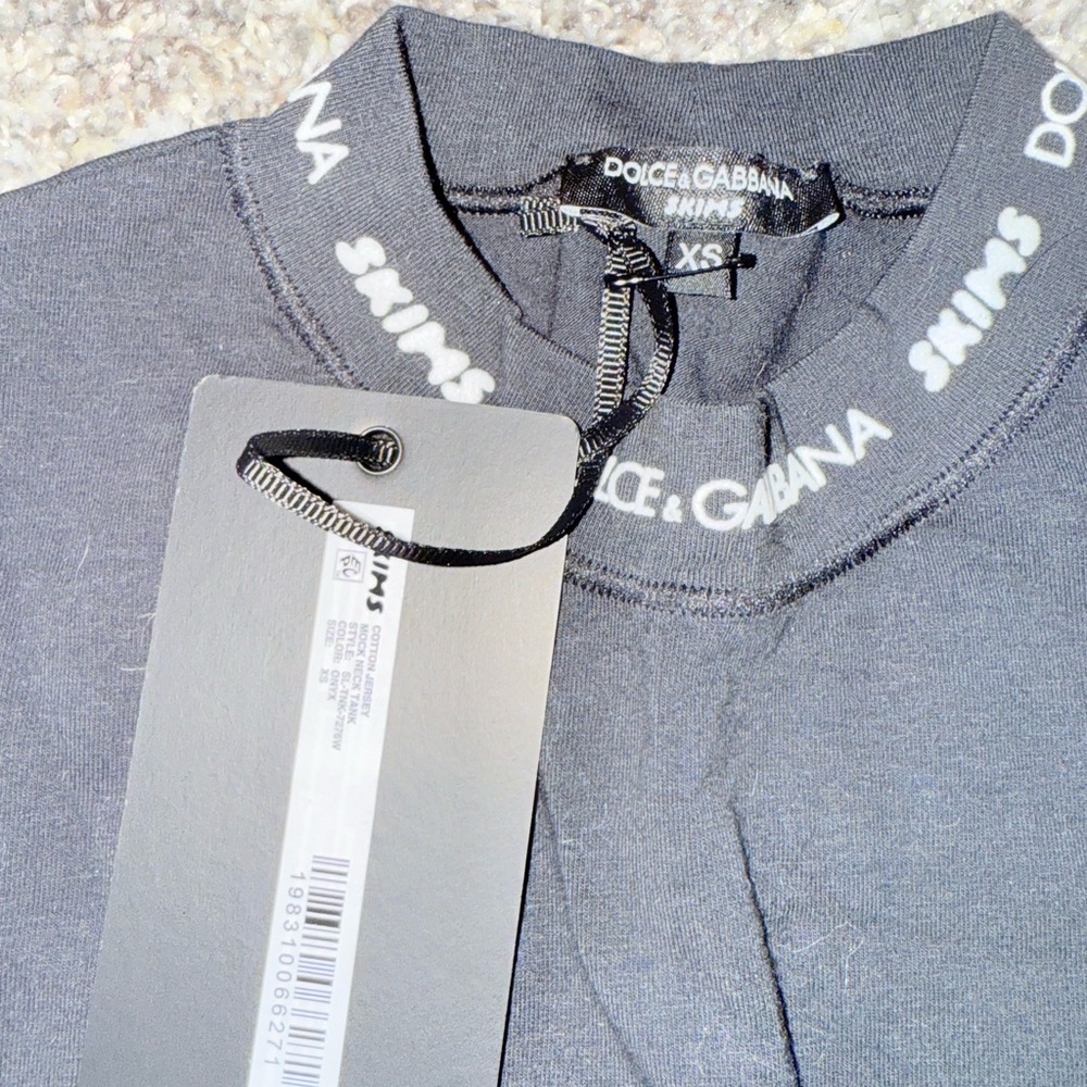 SKIMS x Dolce Gabanna - Picture 2 of 2